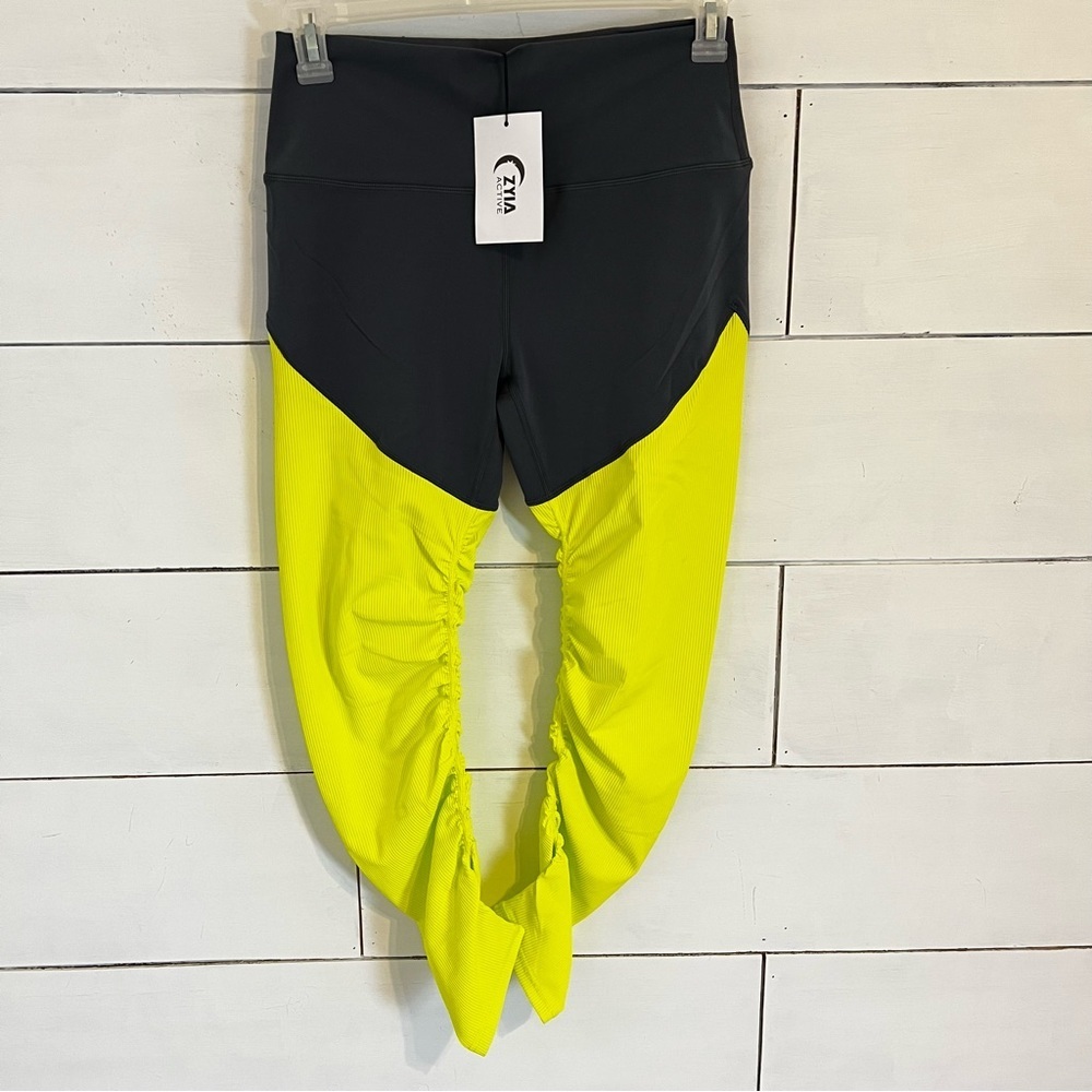 Zyia Active Neon Yellow Parallel Luxe Hi-Rise 7/8 24 Inch Leggings. Size… - Picture 3 of 10